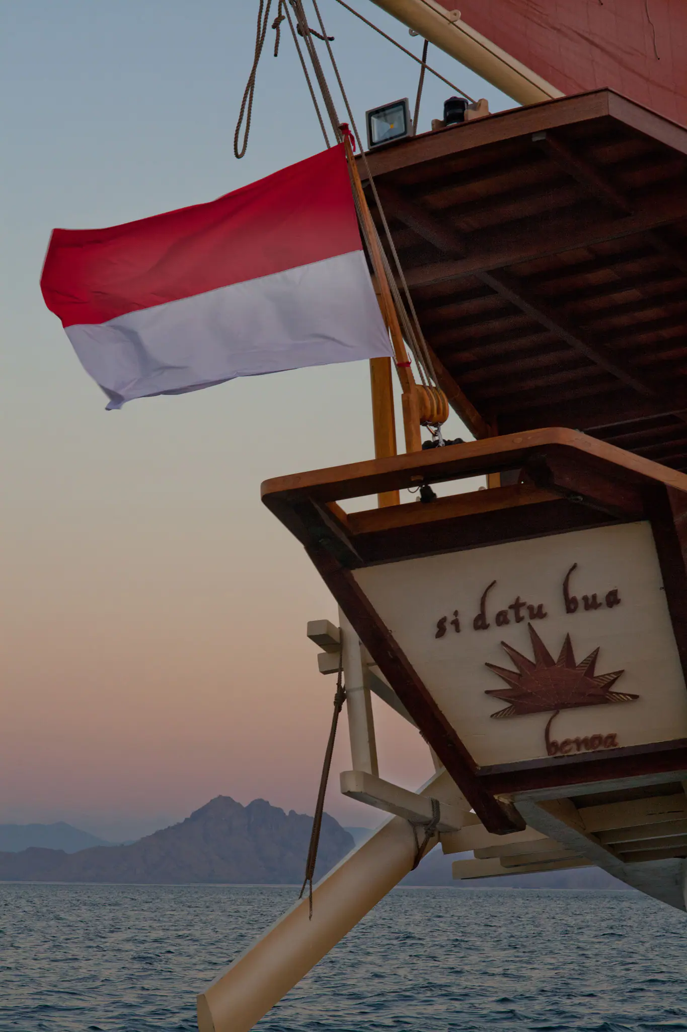 Si Datu Bua Traditional Sailing Yacht | AFT Deck