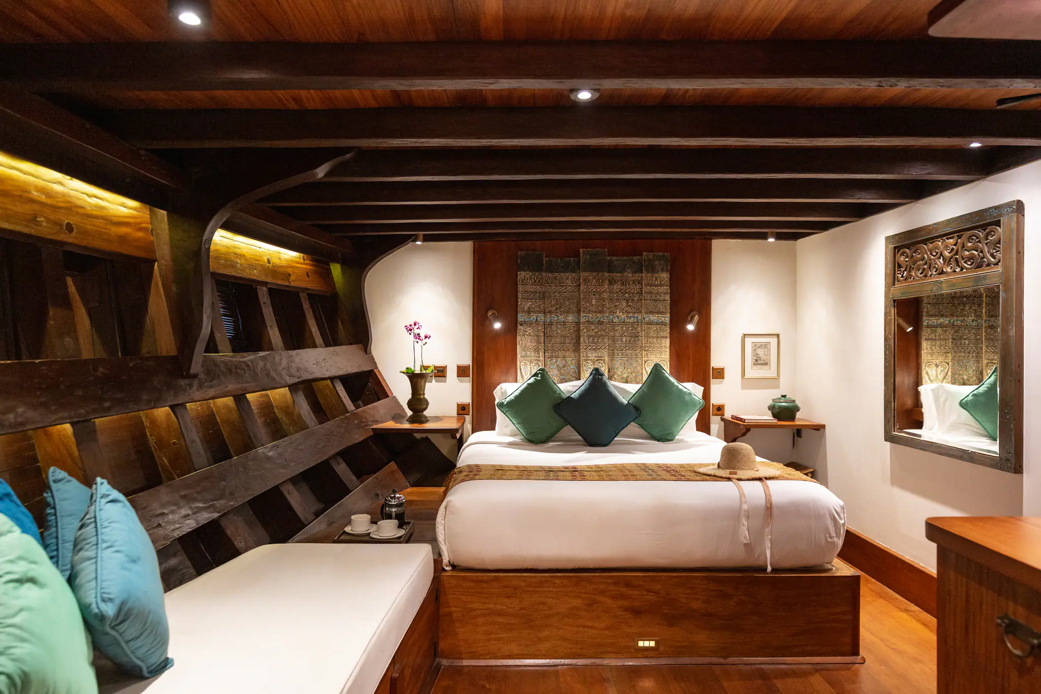 Si Datu Bua Traditional Sailing Yacht Celebes Cabin 1