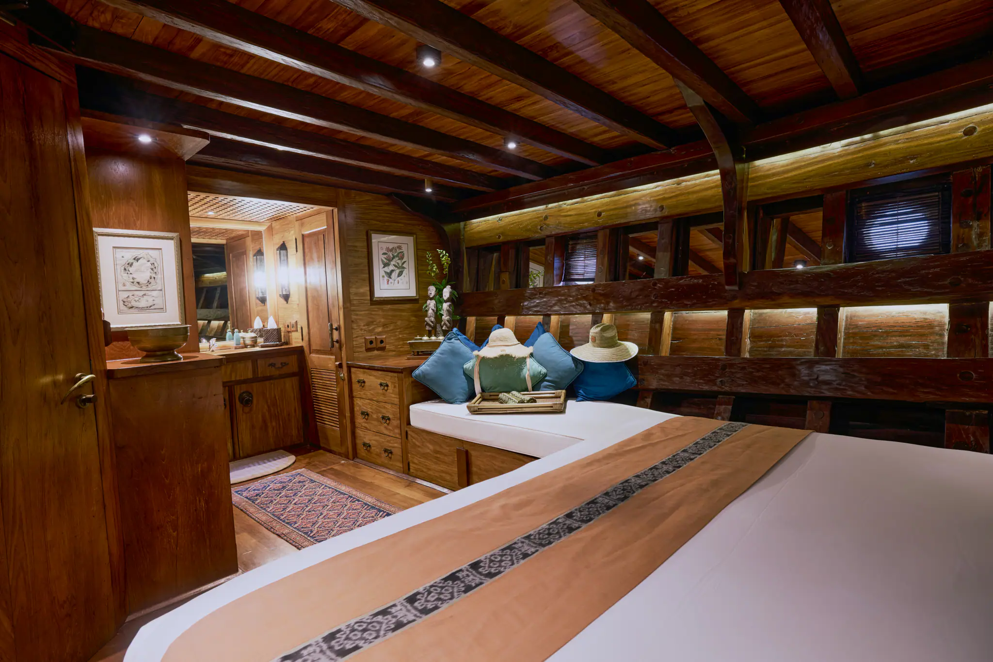 Si Datu Bua Traditional Sailing Yacht Celebes Cabin 3