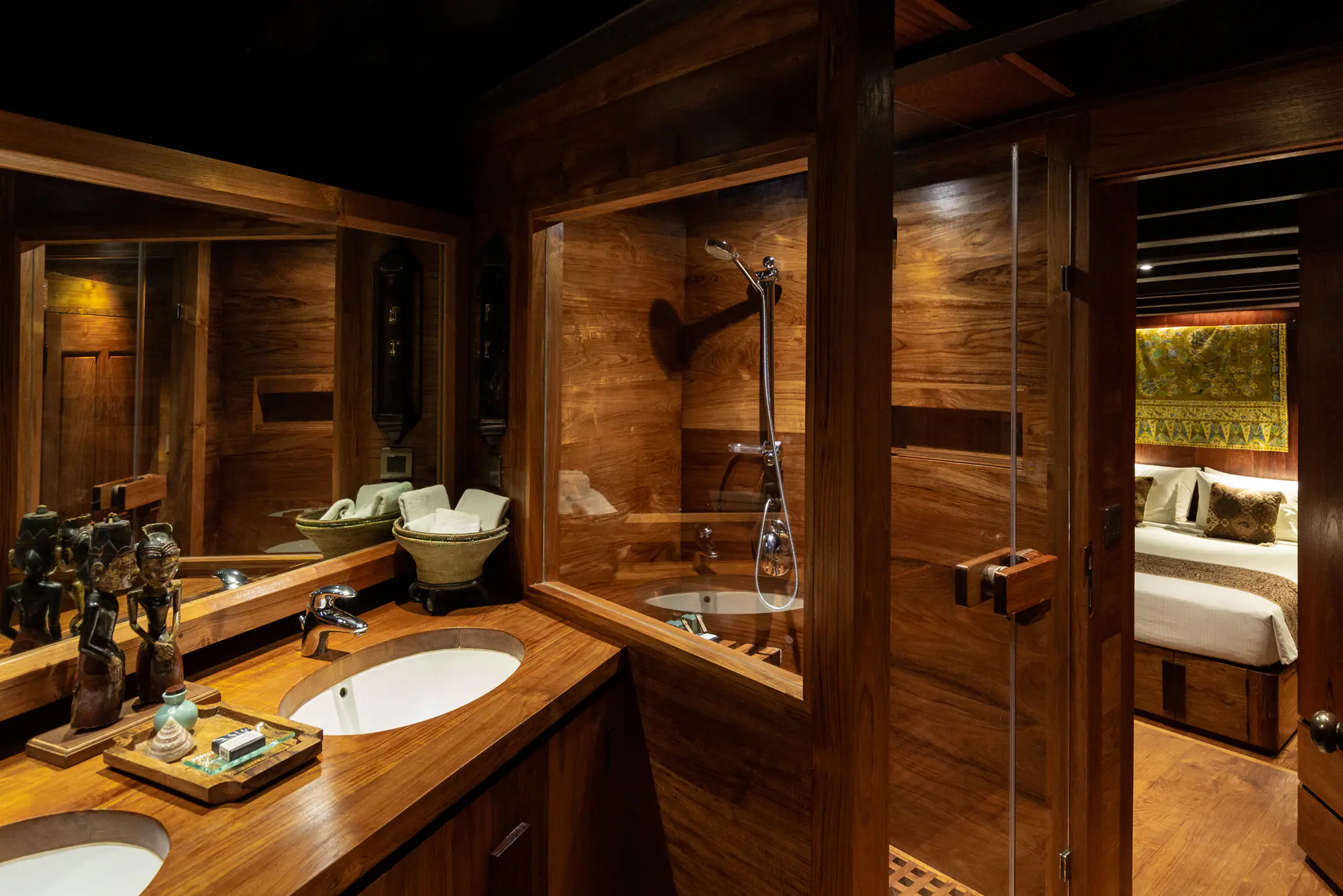 Silolona Heritage Sailing Yacht Java Cabin 3