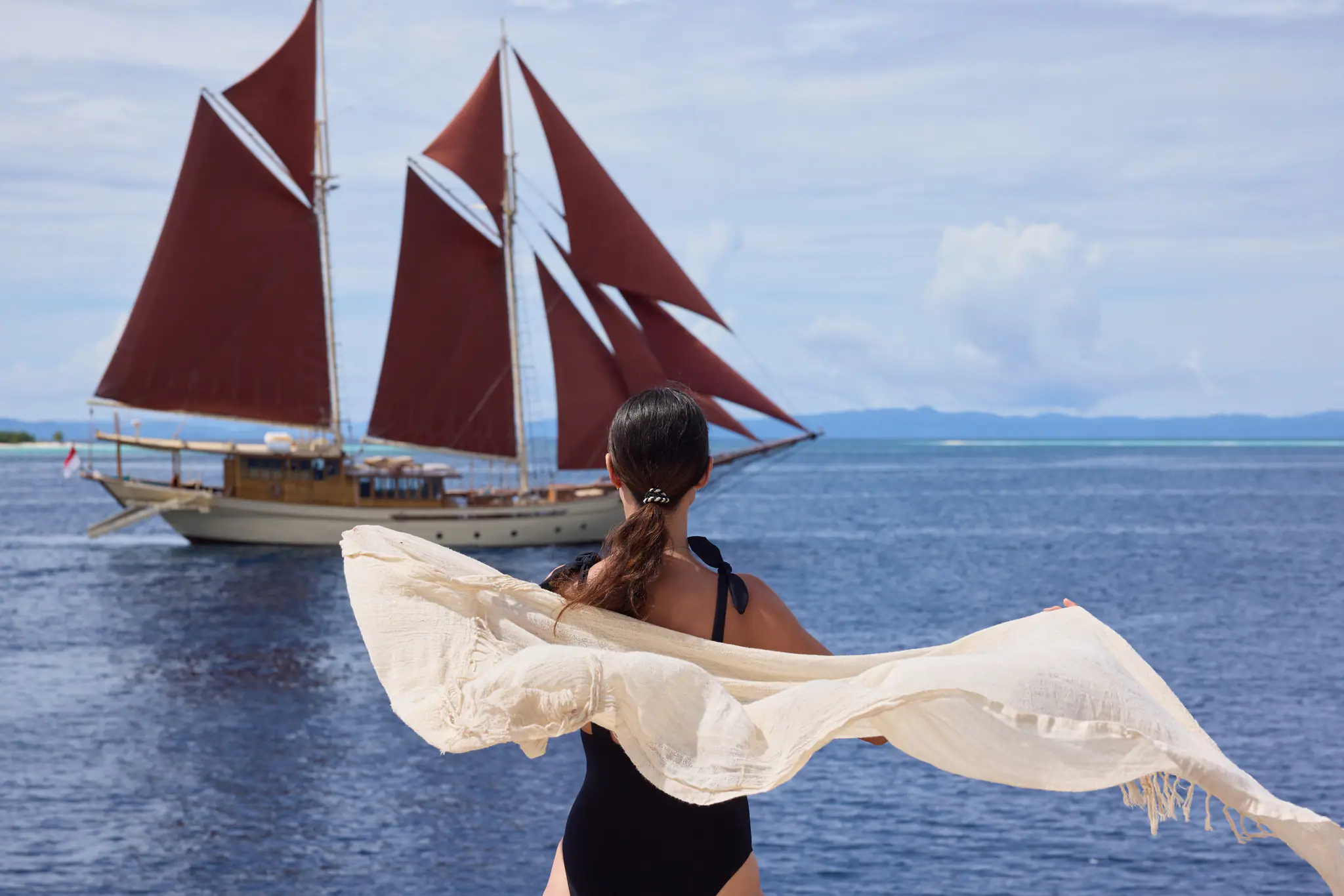 Si Datu Bua for Yacht Charter in Indonesia