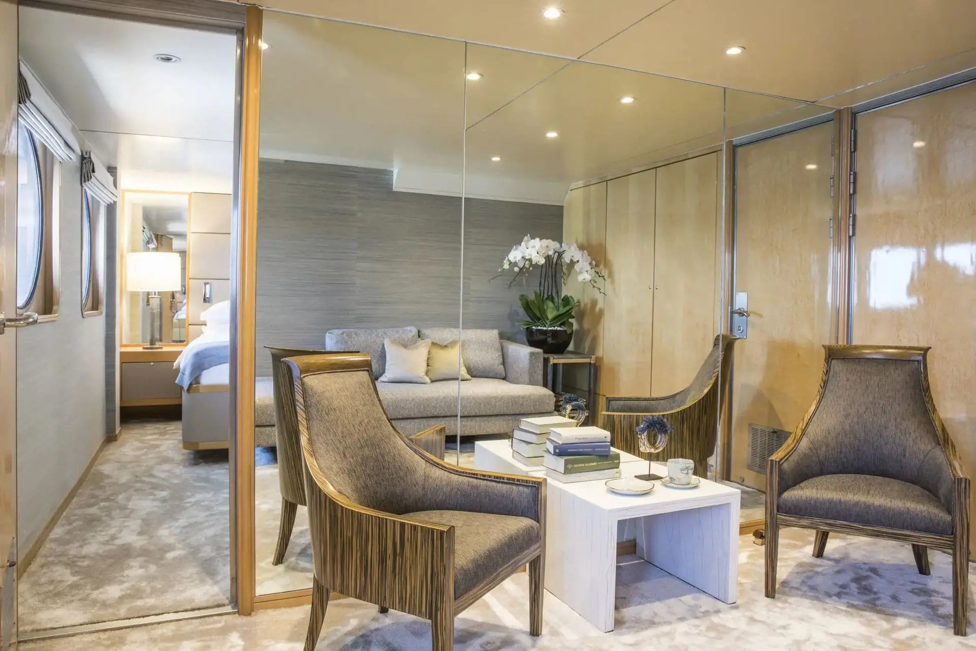 suite-402-cat-i-01-1920-x-1280