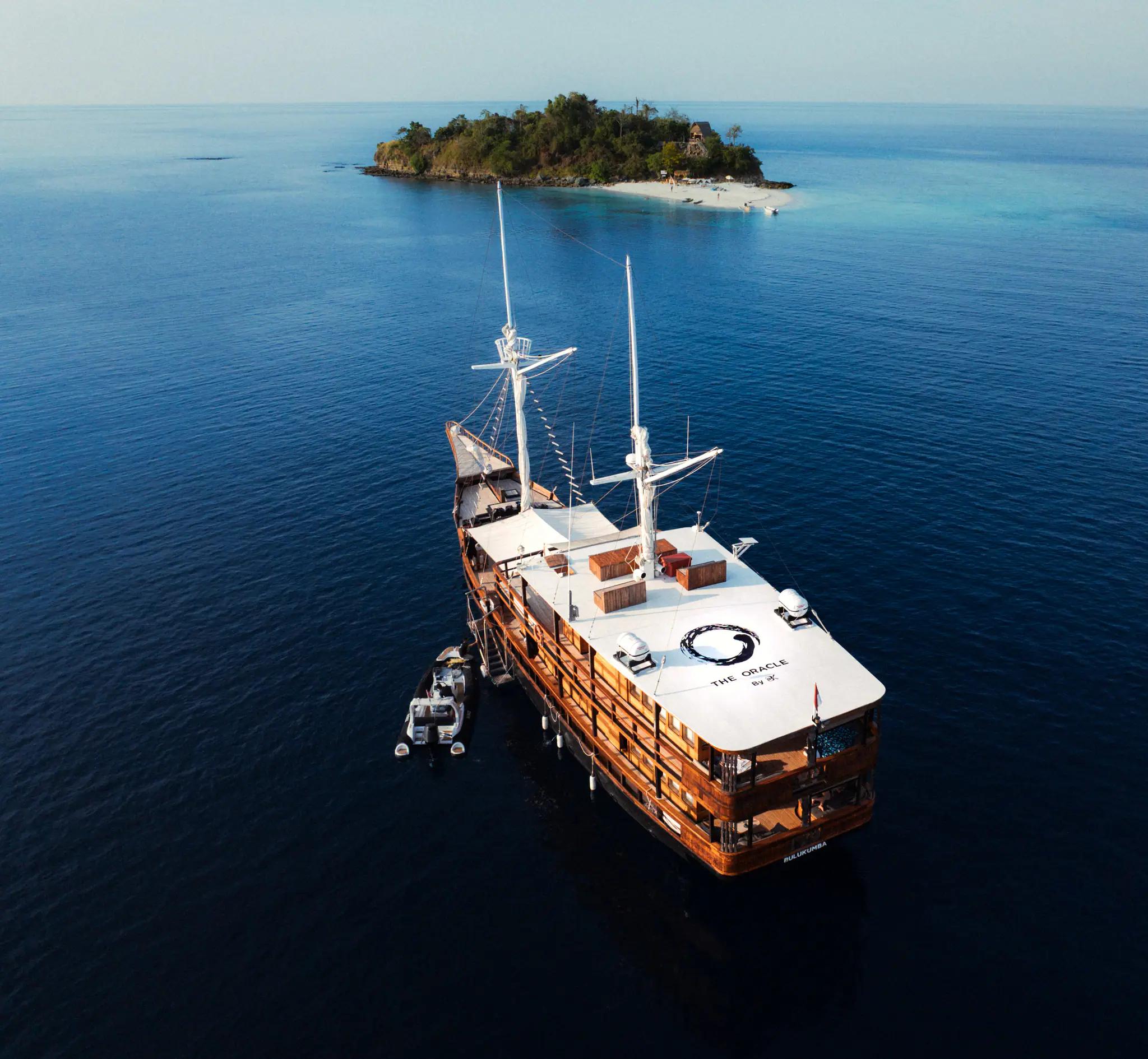 the-oracle-phinisi-yacht-vessel-03