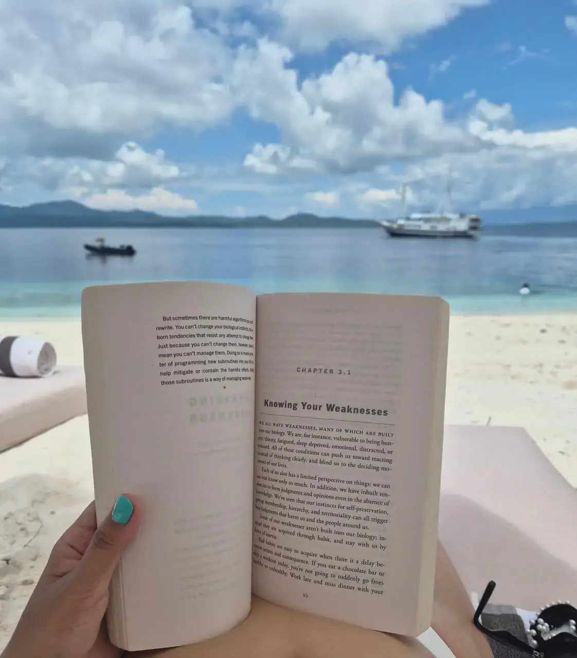 Tropical Relaxation in Molana Island | The Yacht Club Indonesia